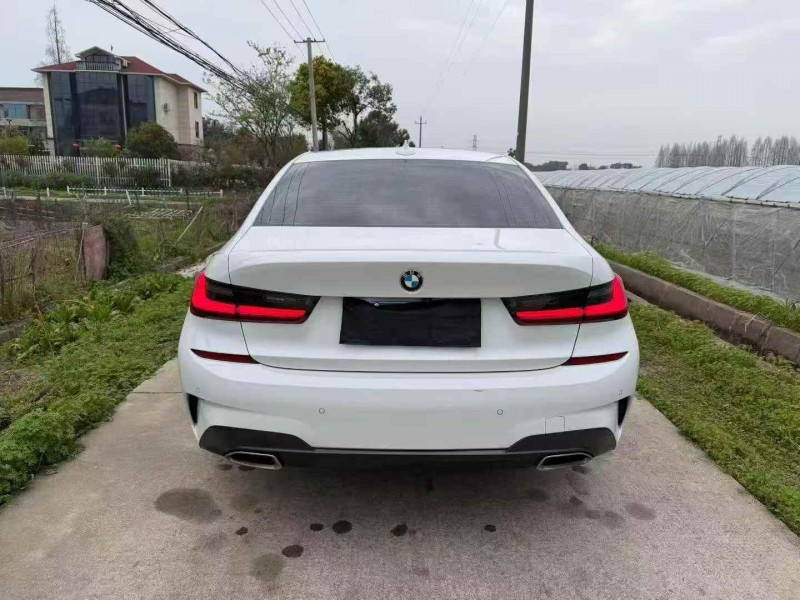 衢州21年宝马3系8