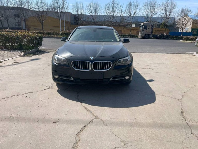 青岛14年宝马5系3