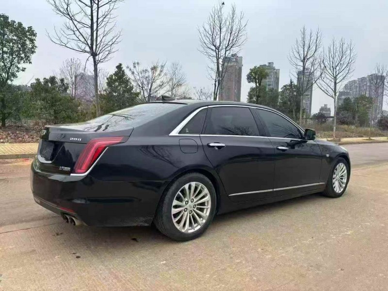 湘潭18年凯迪拉克CT68