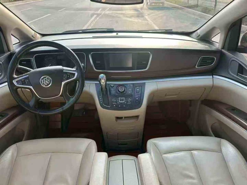 煙臺19年別克GL85