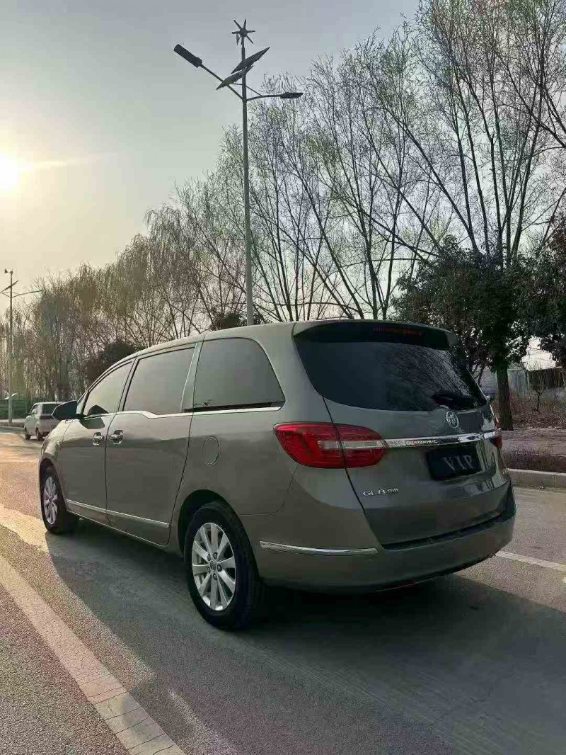 煙臺19年別克GL88