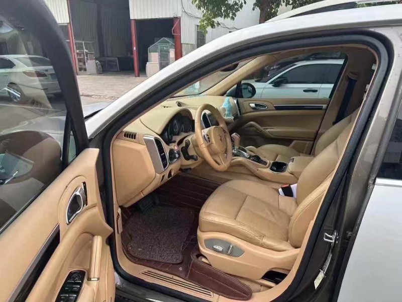 珠海14年保时捷卡宴6