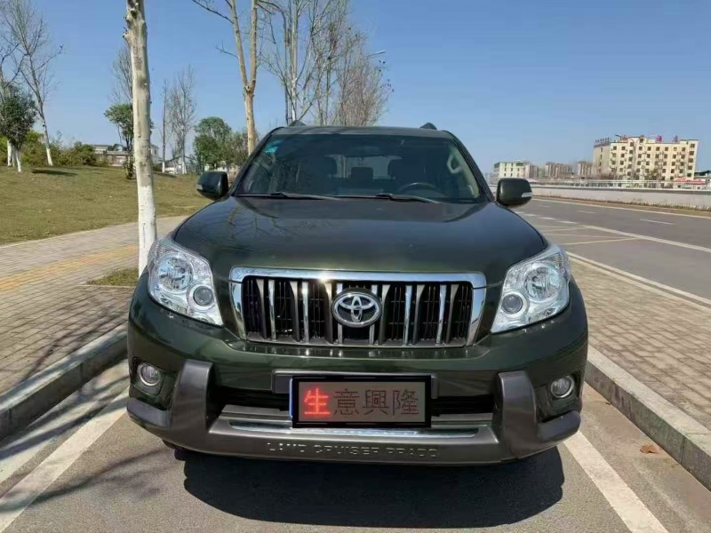 岳阳10年丰田普拉多1