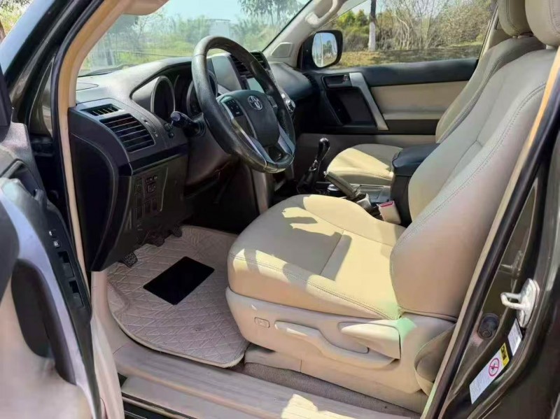 岳阳10年丰田普拉多5