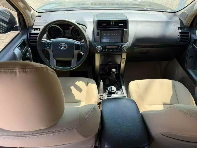 岳阳10年丰田普拉多6