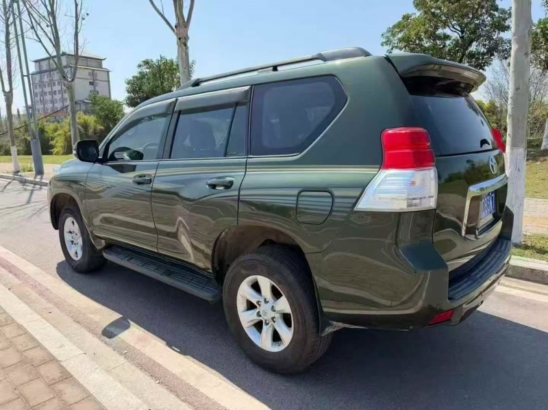 岳阳10年丰田普拉多8