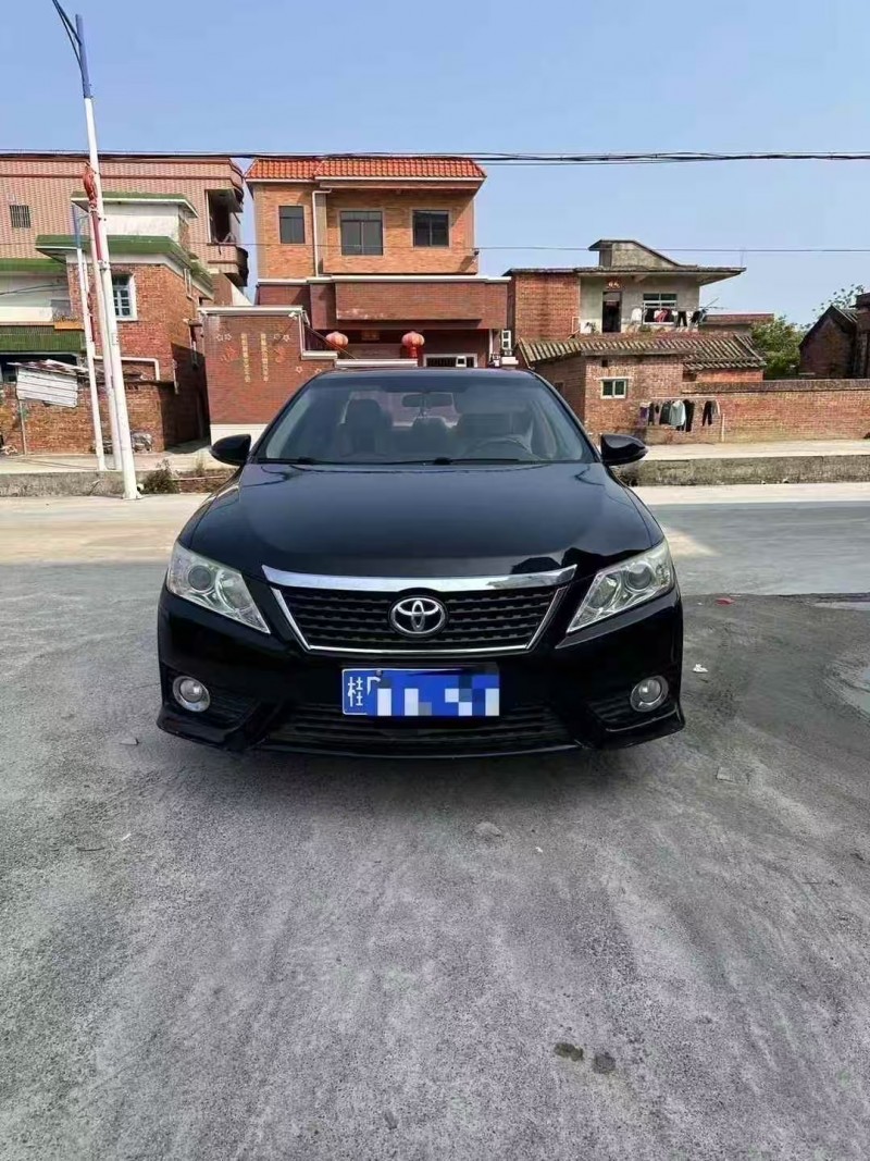 深圳12年丰田凯美瑞1