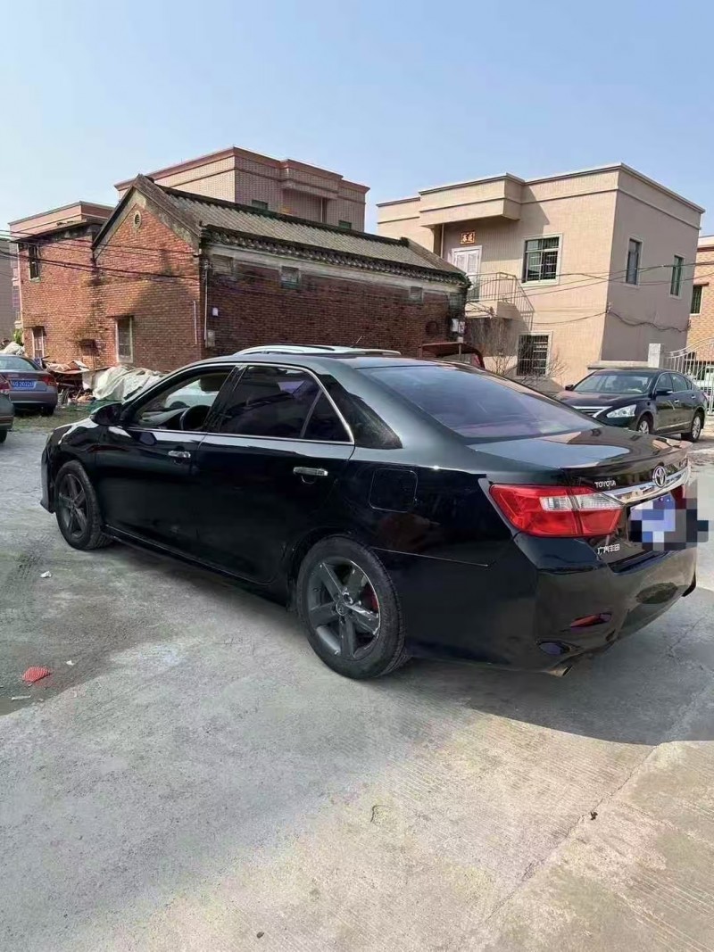 深圳12年丰田凯美瑞8