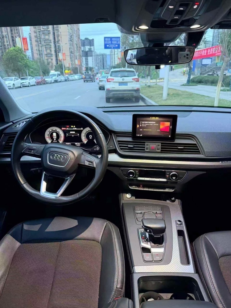 绵阳20年奥迪Q56