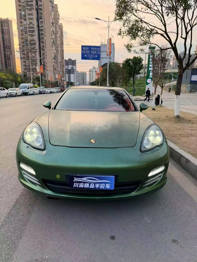 绵阳10年保时捷帕拉梅拉1