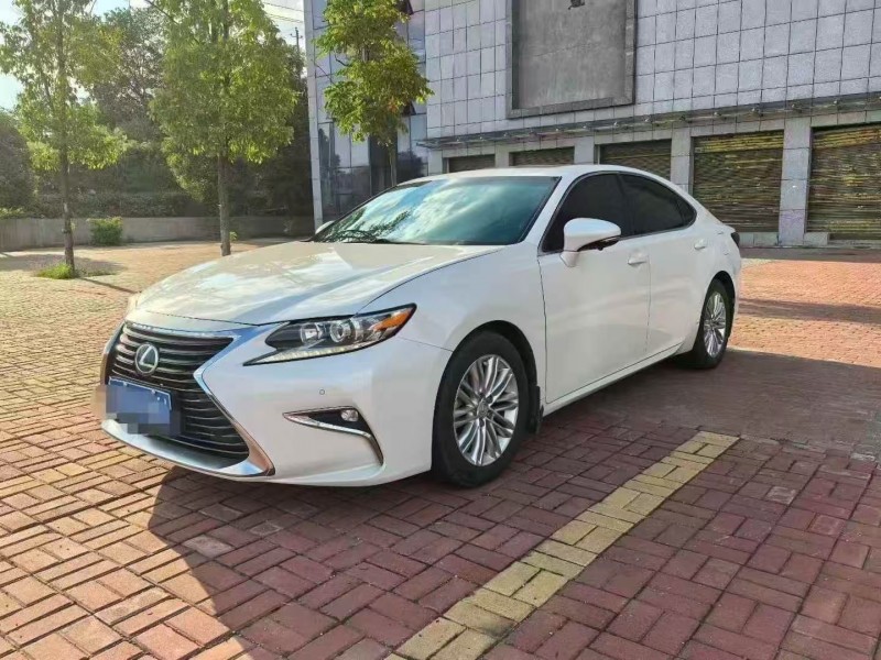 衡阳17年雷克萨斯ES3