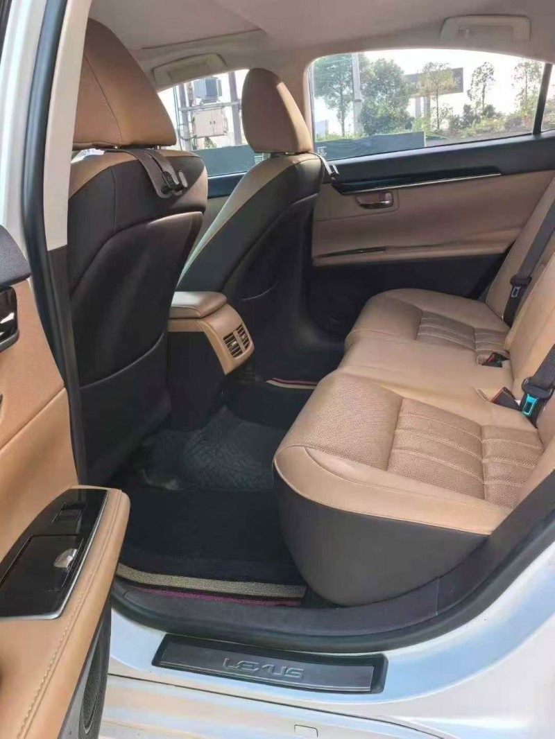 衡阳17年雷克萨斯ES5