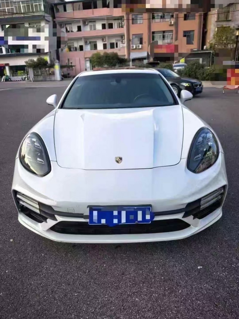 新余16年保时捷帕拉梅拉1