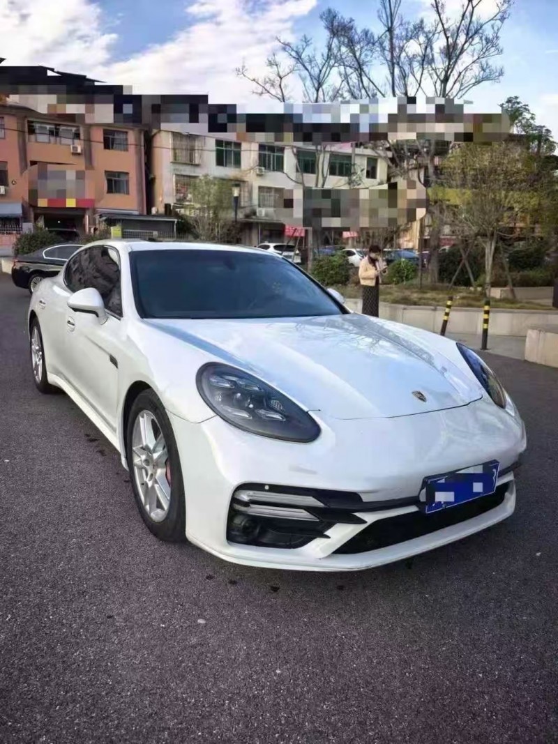 新余16年保时捷帕拉梅拉2