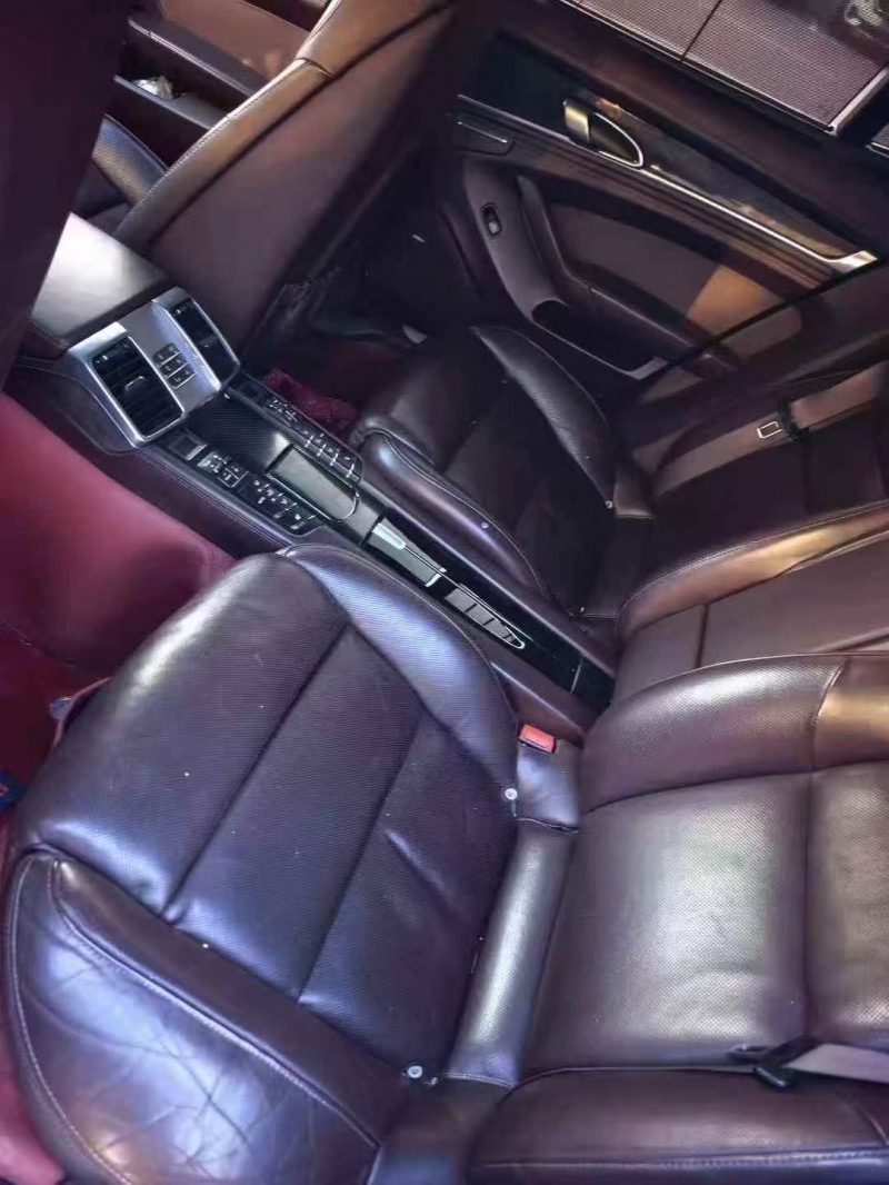 新余16年保时捷帕拉梅拉4