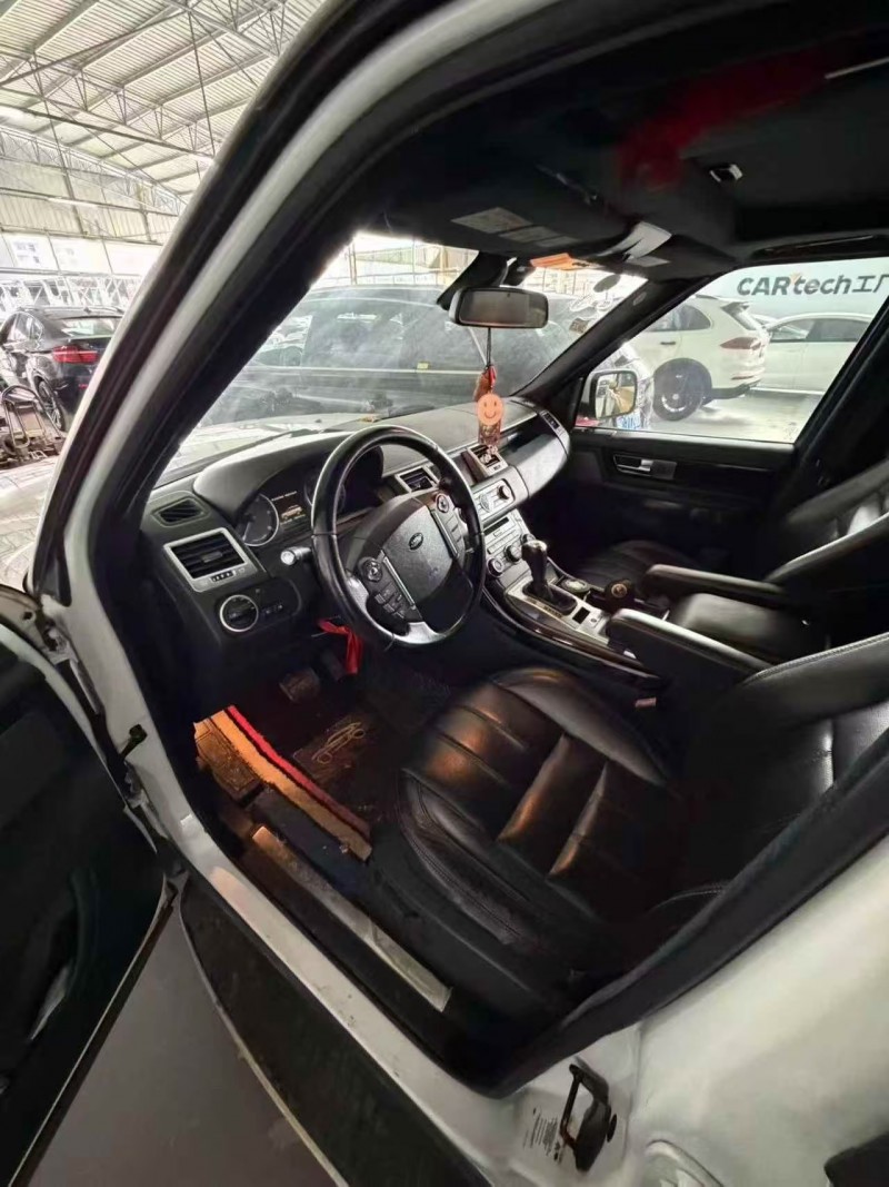 遵义13年路虎揽胜运动3