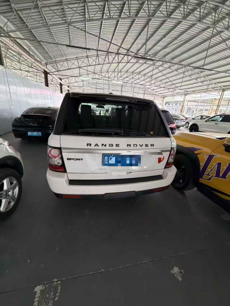 遵义13年路虎揽胜运动4