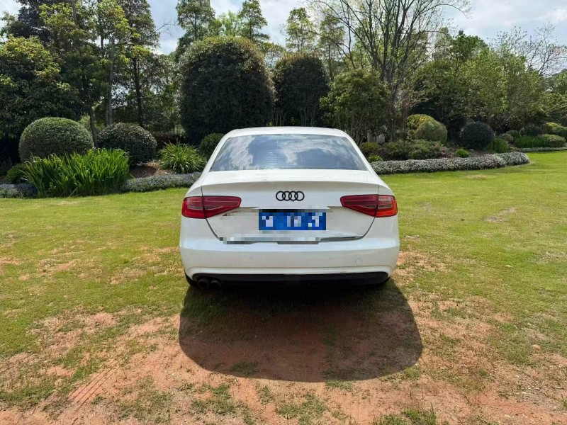 湖州15年奧迪A4L8