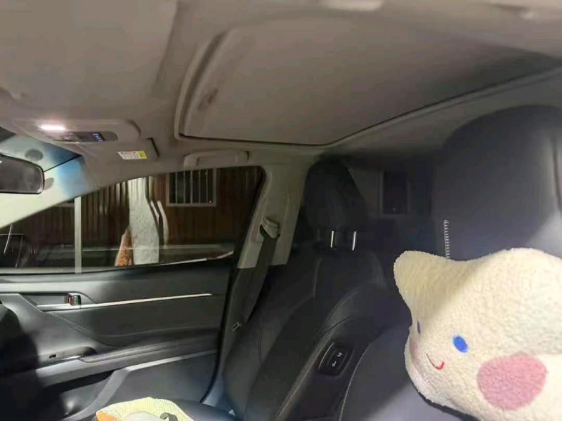 济宁23年丰田凯美瑞6