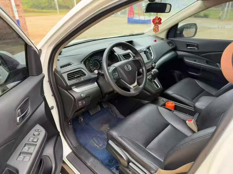 桂林16年本田CRV3