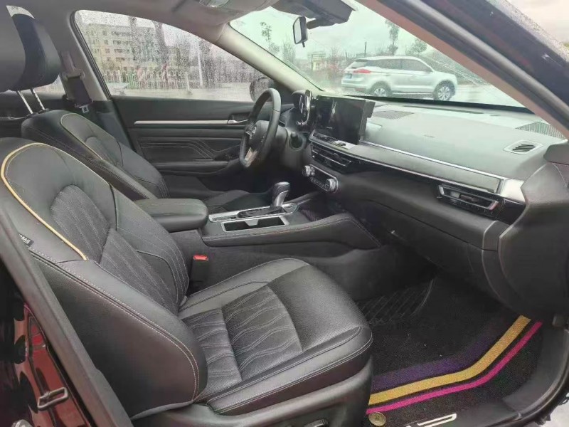 邵陽23年日產天籟3