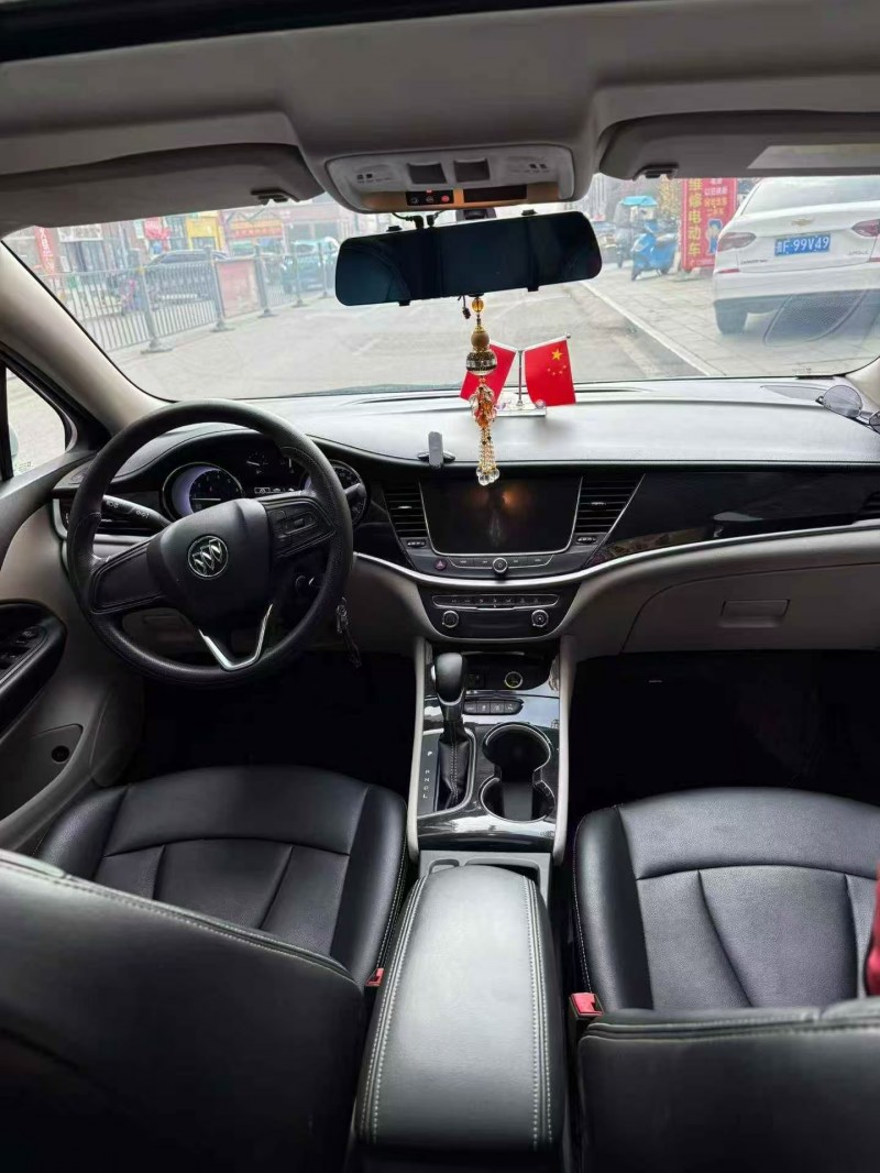 畢節21年別克威朗5