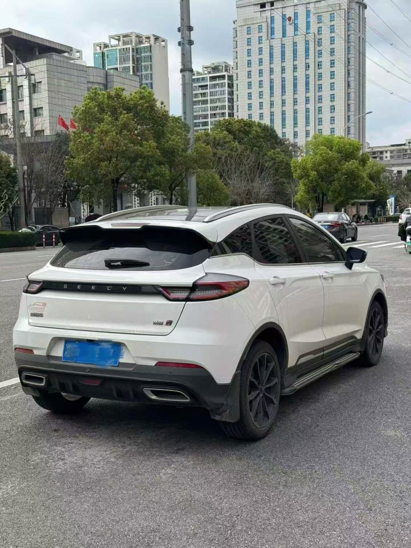 邵阳21年吉利帝豪4