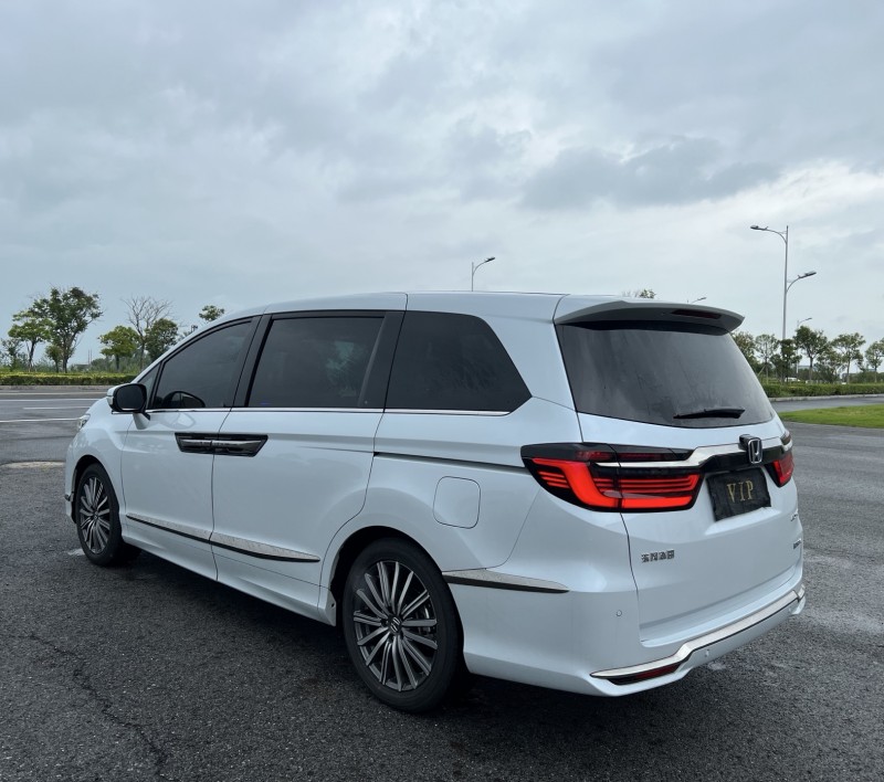 徐州24年本田艾力绅5