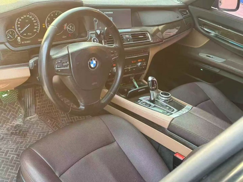 菏泽11年宝马7系4