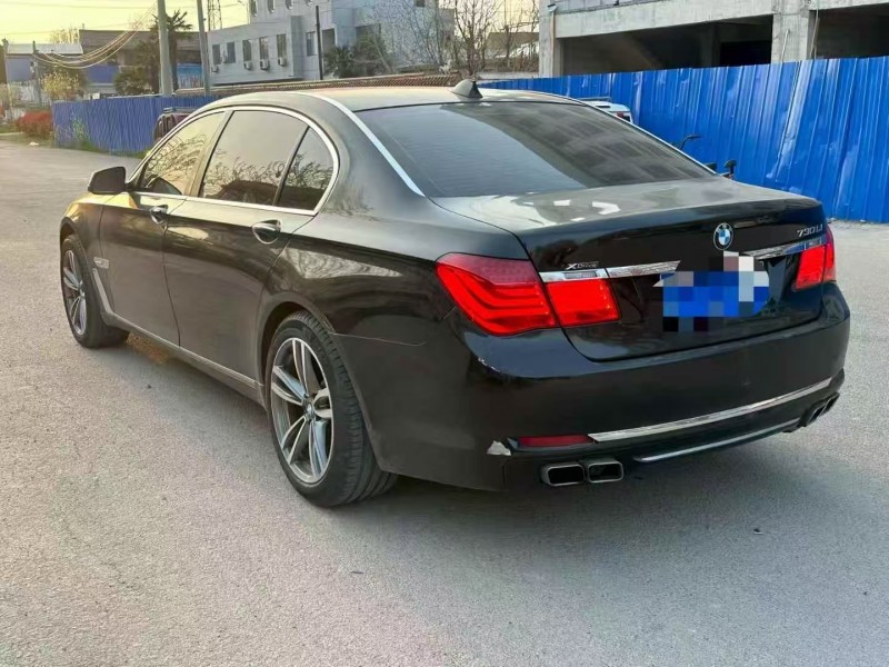 菏泽11年宝马7系8