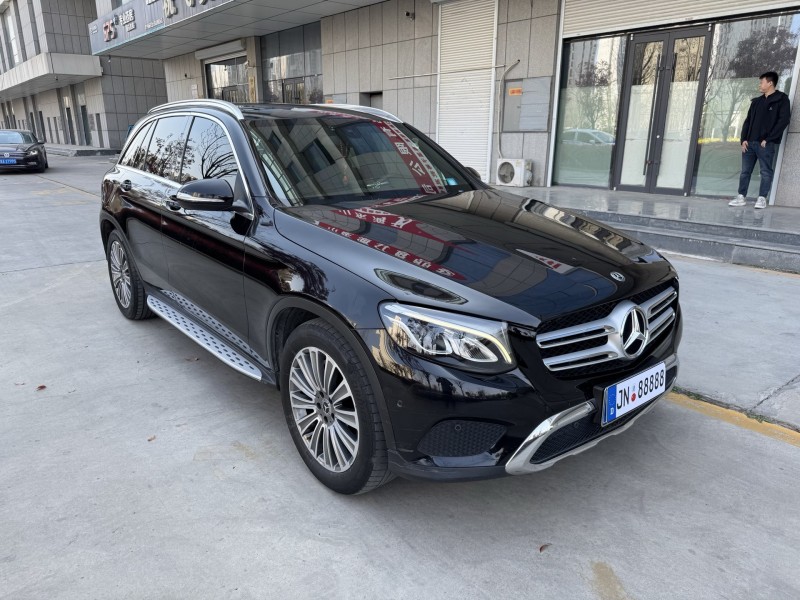 济宁17年奔驰GLC3