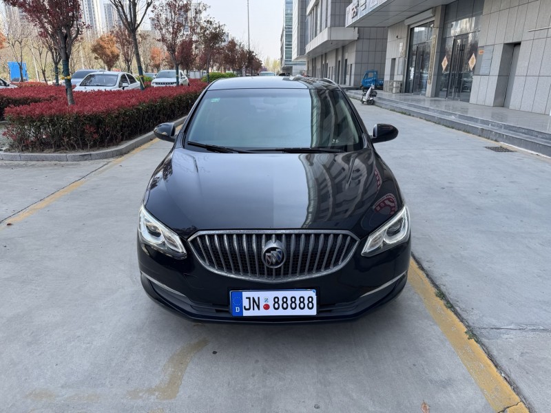 济宁17年别克英朗1