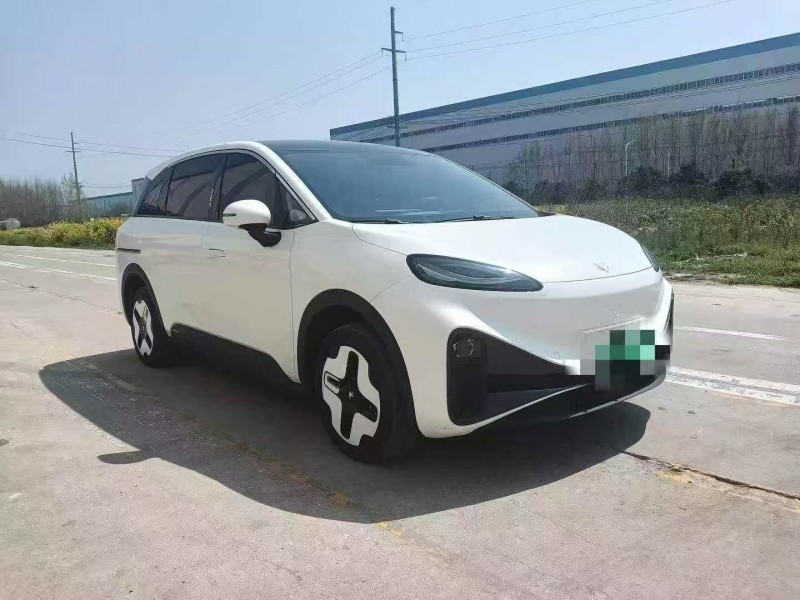 菏泽24年极狐汽车考拉3
