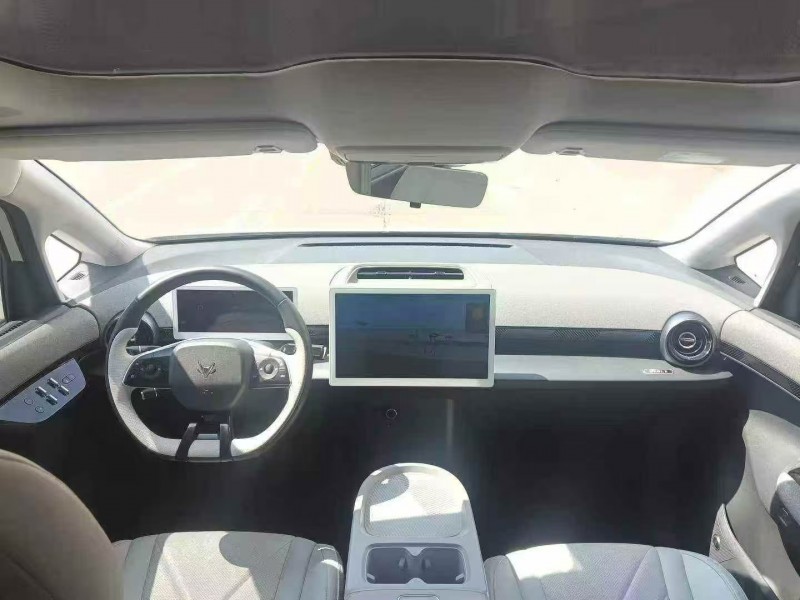 菏泽24年极狐汽车考拉6