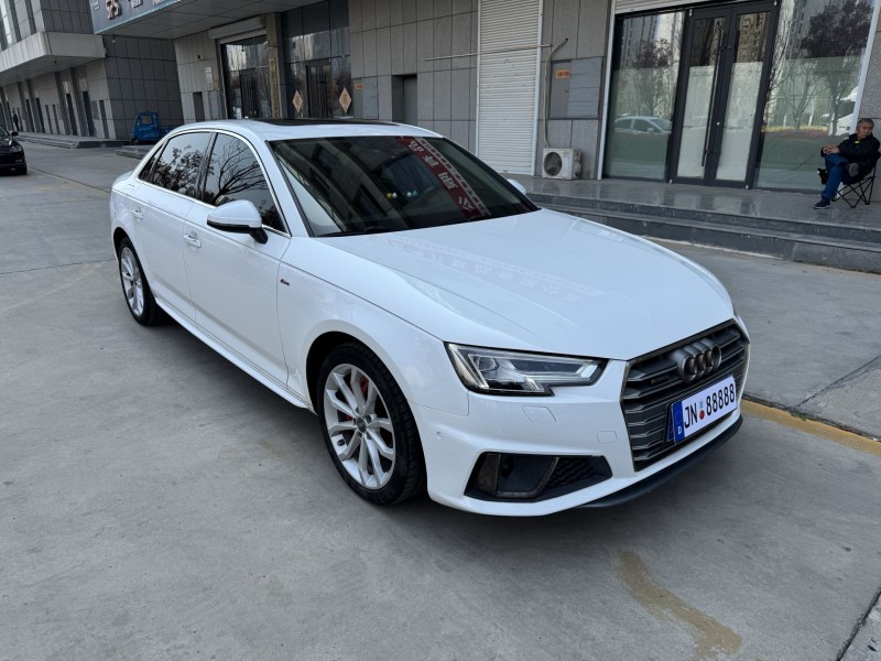 濟寧19年奧迪A4L3