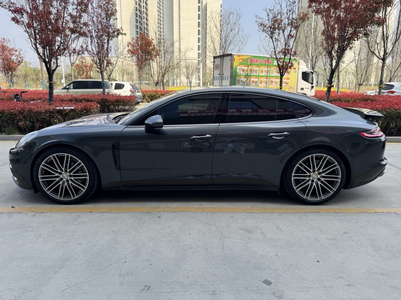 濟寧18年保時捷帕拉梅拉7