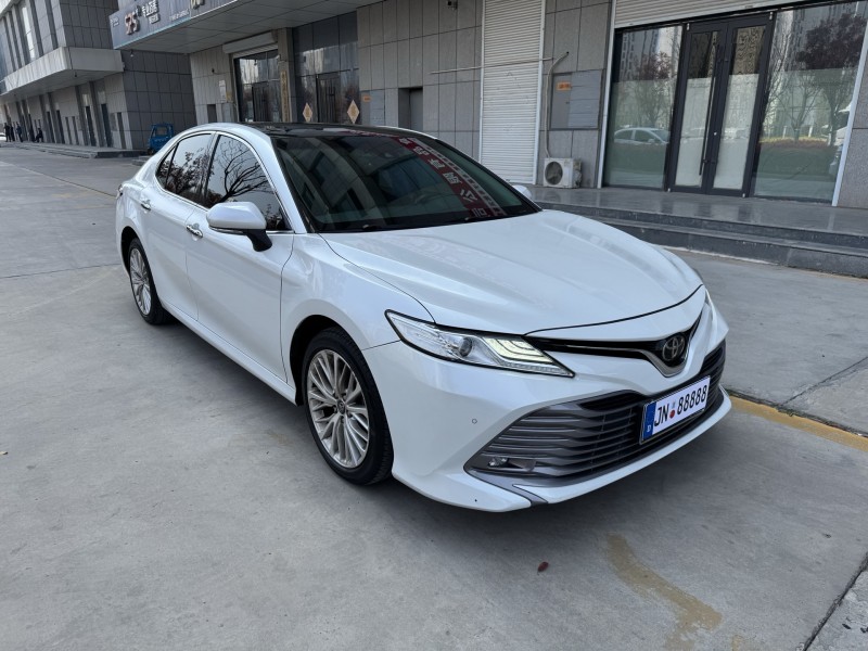 濟寧20年豐田凱美瑞3