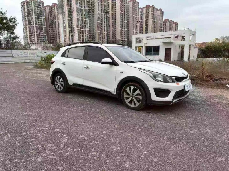 南宁18年起亚KXCROSS2