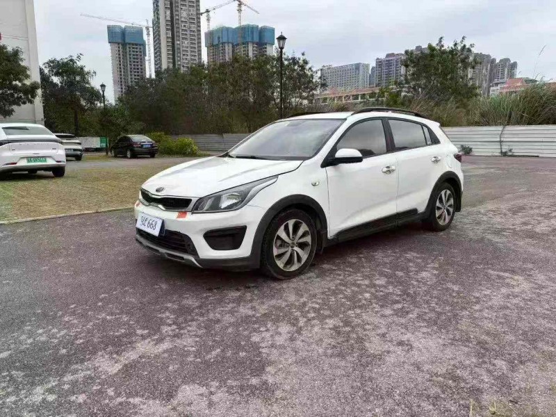 南宁18年起亚KXCROSS3