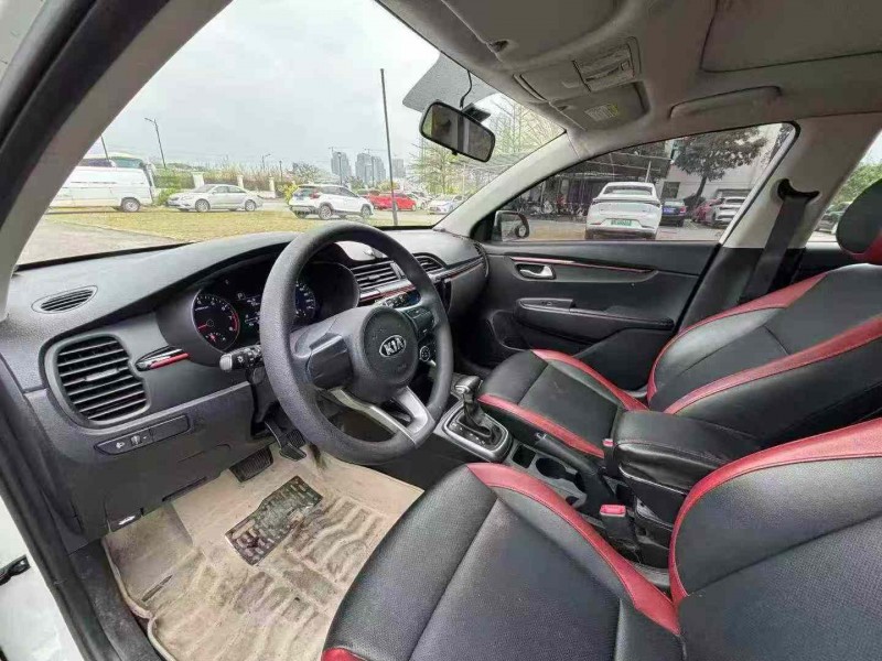 南宁18年起亚KXCROSS4