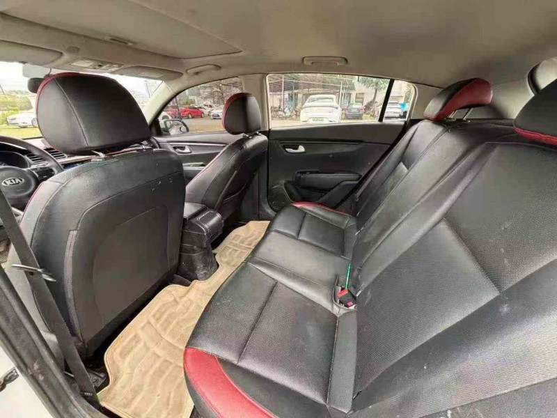 南宁18年起亚KXCROSS6