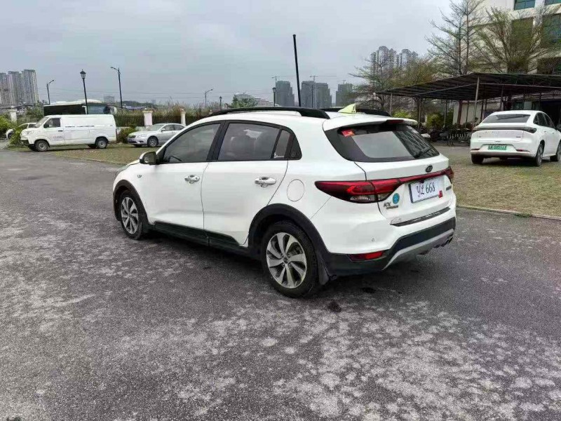 南宁18年起亚KXCROSS7