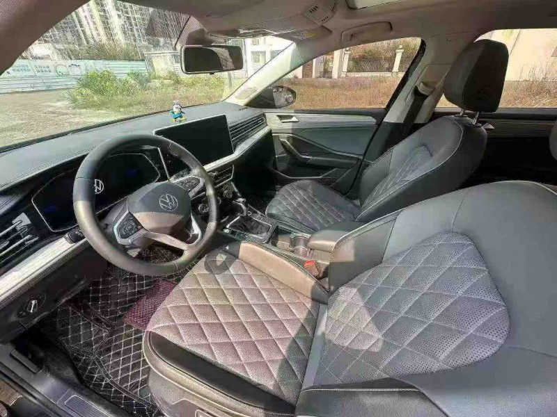 南宁25年大众速腾4