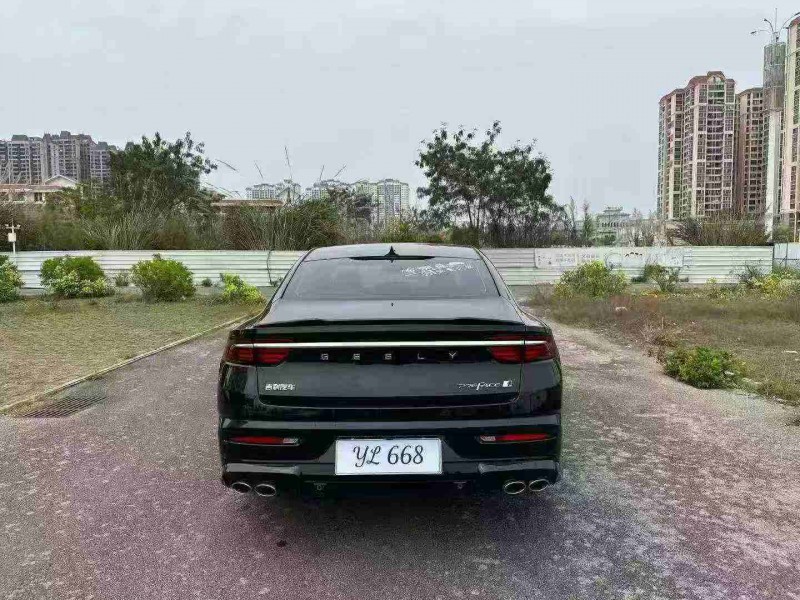 南宁24年吉利星瑞9