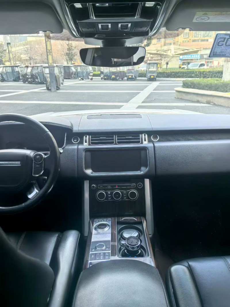 济源18年路虎揽胜行政4