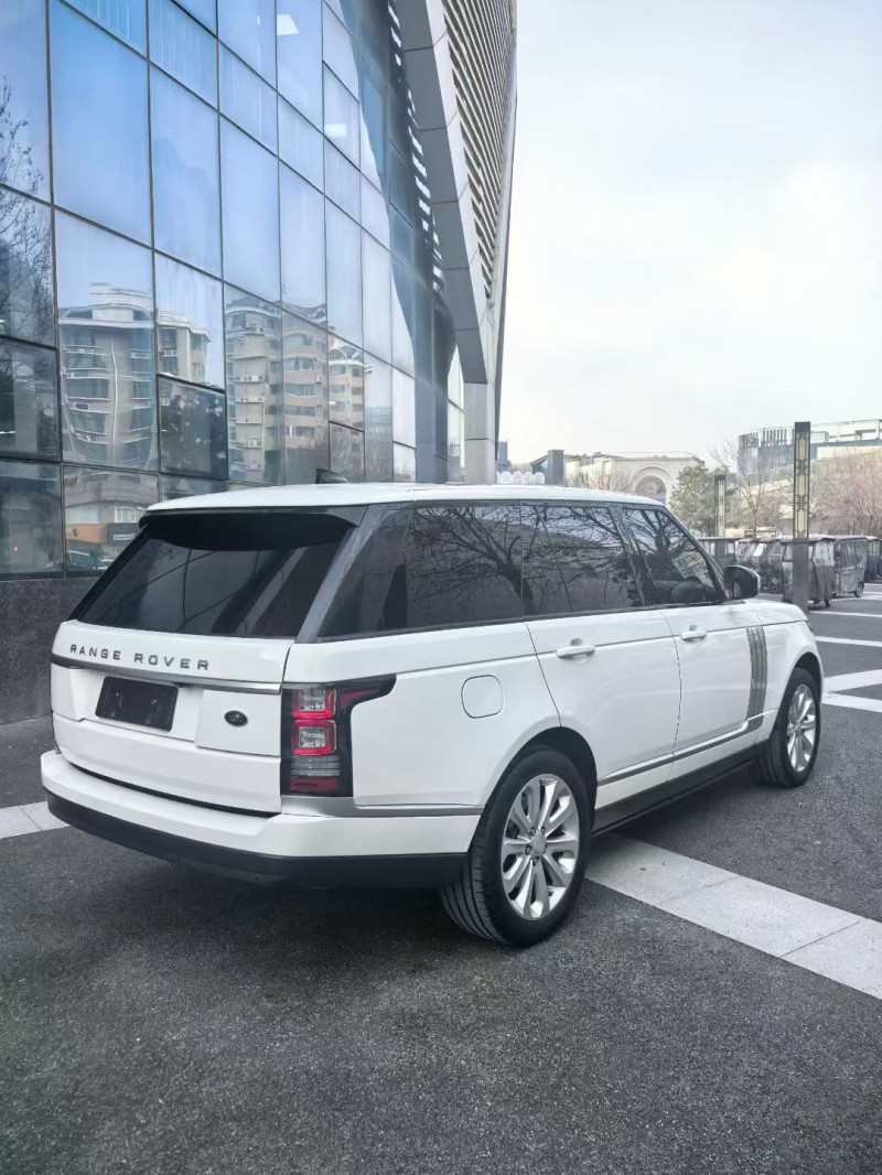 济源18年路虎揽胜行政7