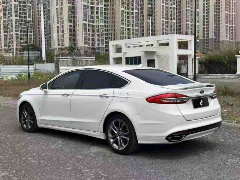 南宁18年福特蒙迪欧8