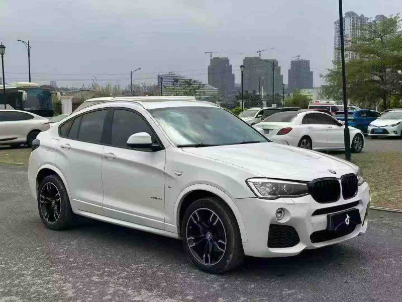 南宁18年宝马X42