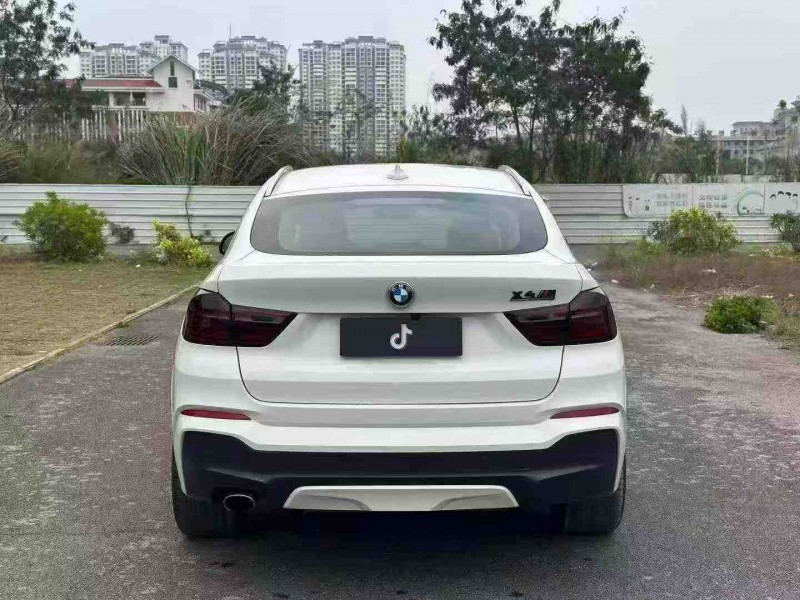 南宁18年宝马X49