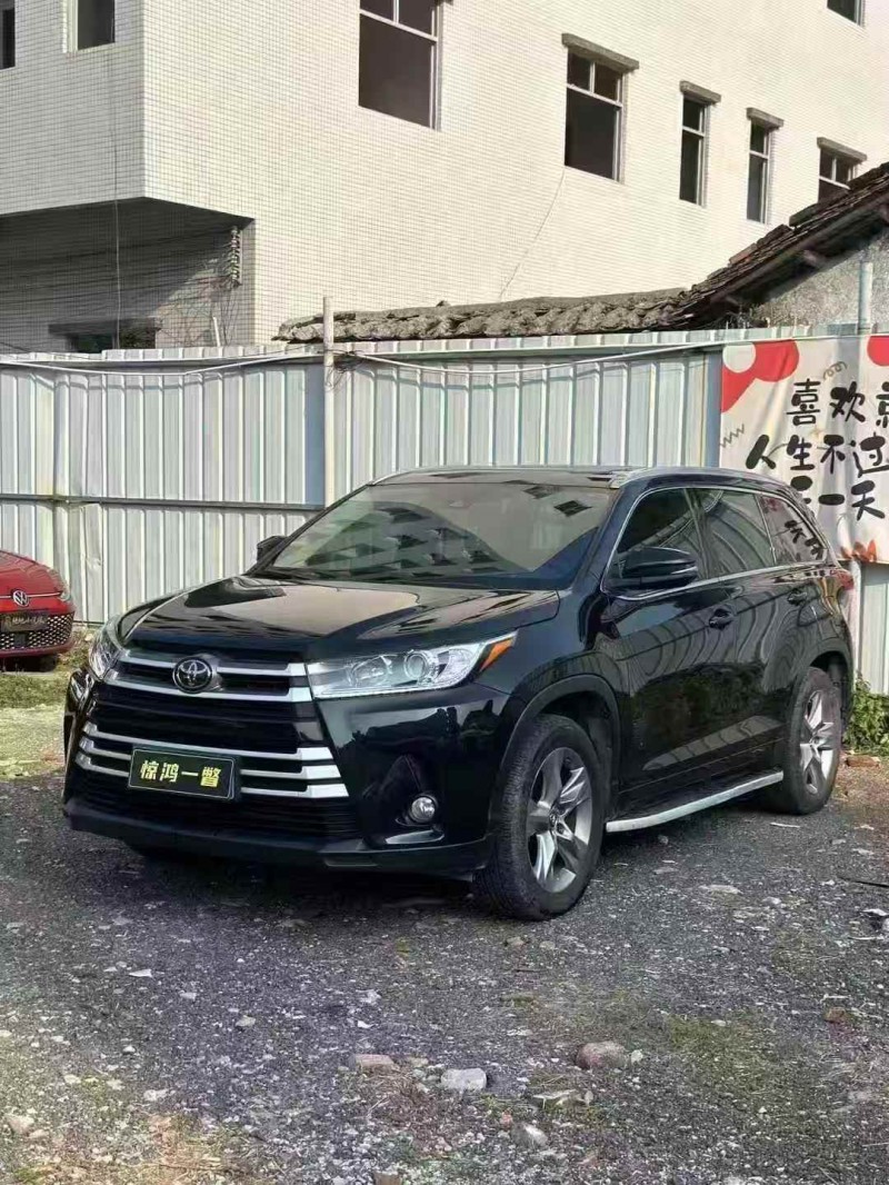 广州21年丰田汉兰达3